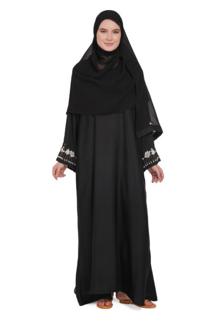 Elegant Black Pullover Burqa with Single Neck Button
