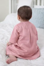 Omani Jubba for Baby Boys & Kids (6 Months – 6 Years) | Premium Cotton Polyester Blend Shiny Fabric | Lightweight Arabic Thobe for Kids | Best for Eid, Ramadan Pink color - Image 2